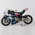 LEGO BMW M1000RR - Image 2