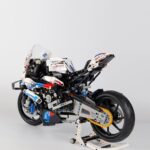 LEGO BMW M1000RR - Image 8